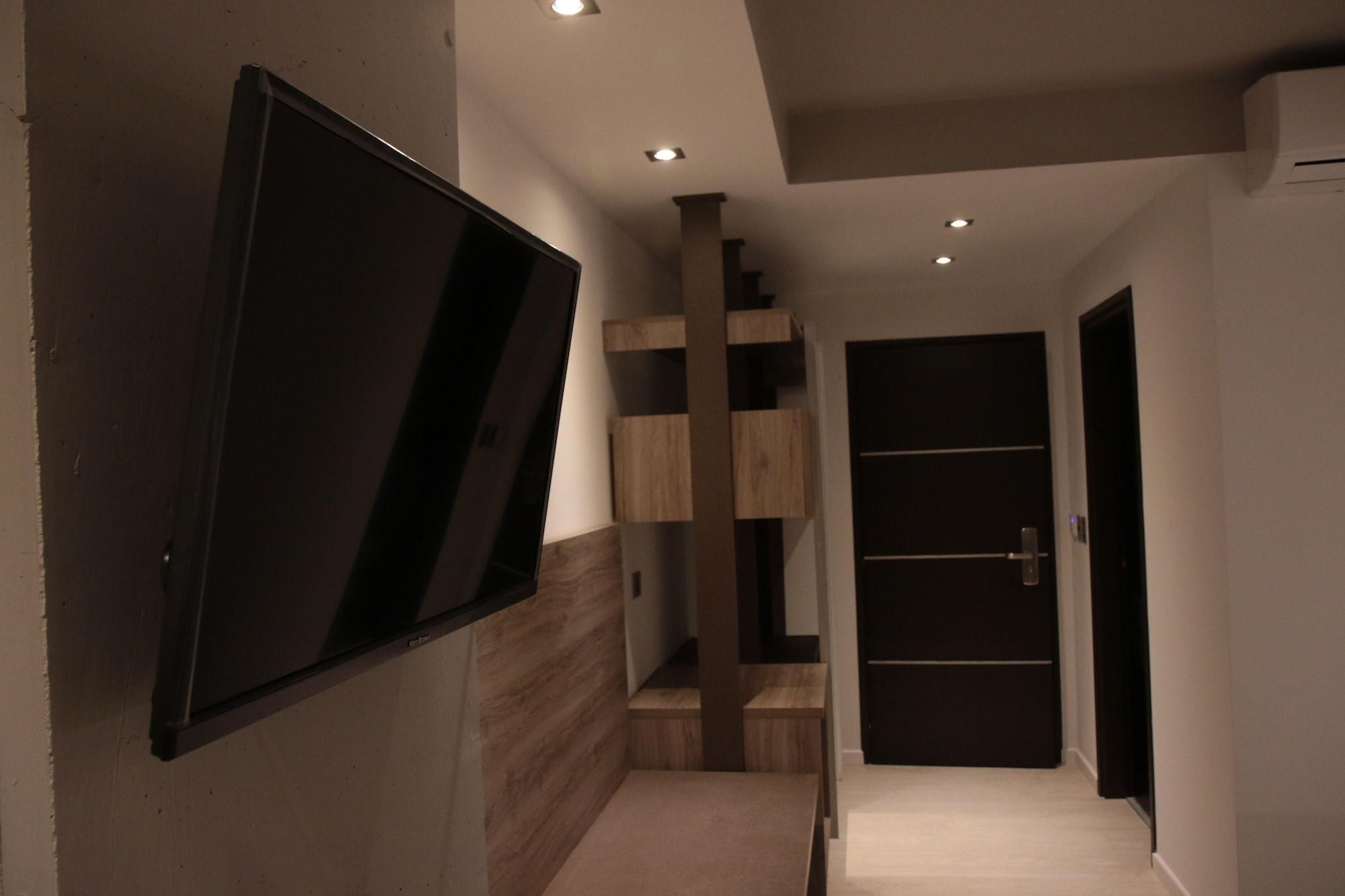 Hotel Unit