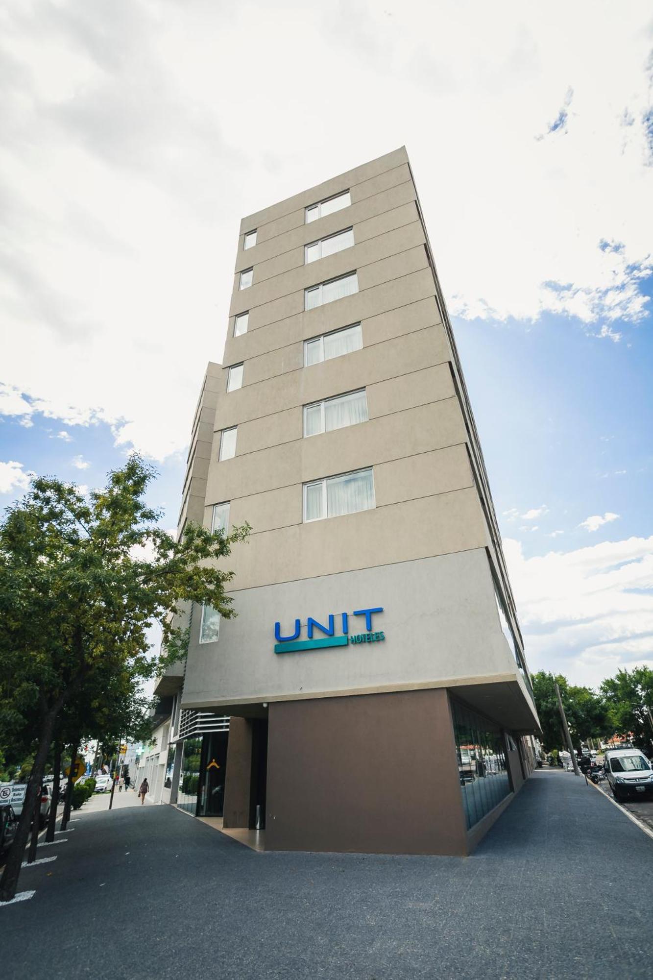 Unit Santa Rosa 3*