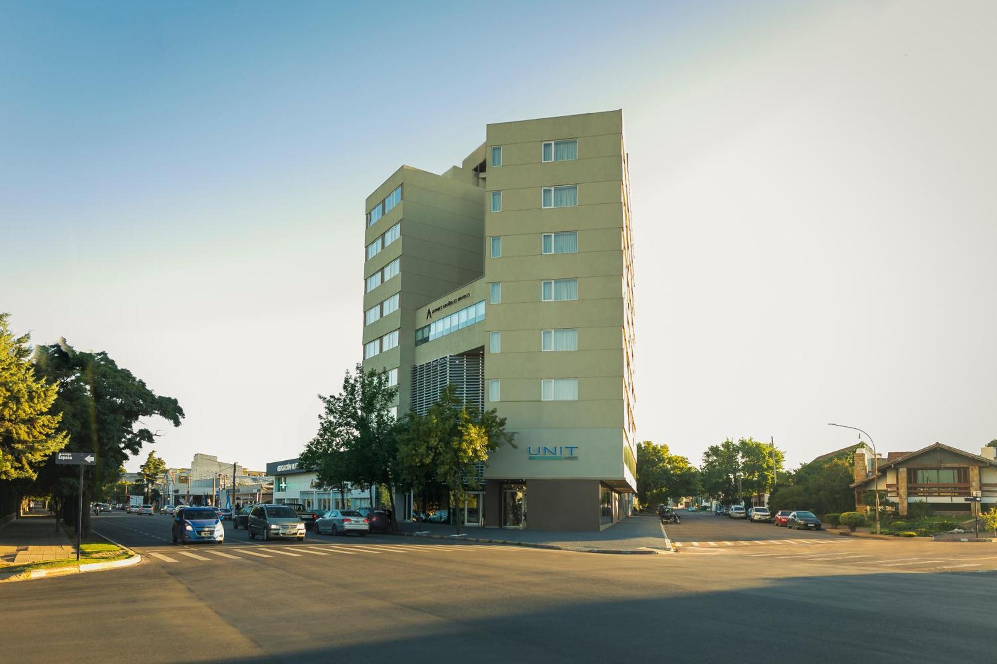 Hotel Unit Santa Rosa 3*